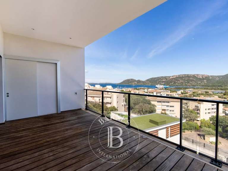 Appartement Porto-Vecchio - 3 chambres - 140m²