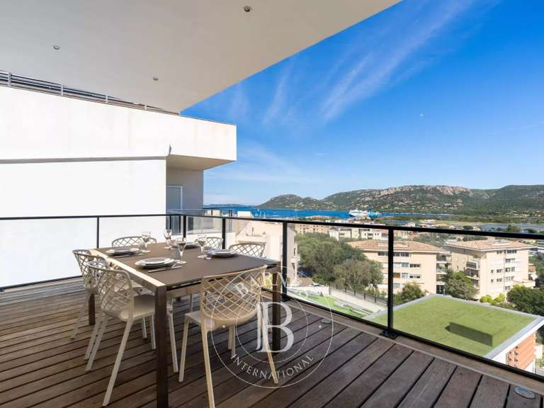 Appartement Porto-Vecchio - 3 chambres - 140m²