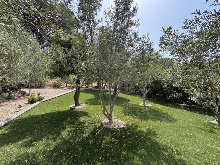 Appartement Porto-Vecchio - 5 chambres - 114m²
