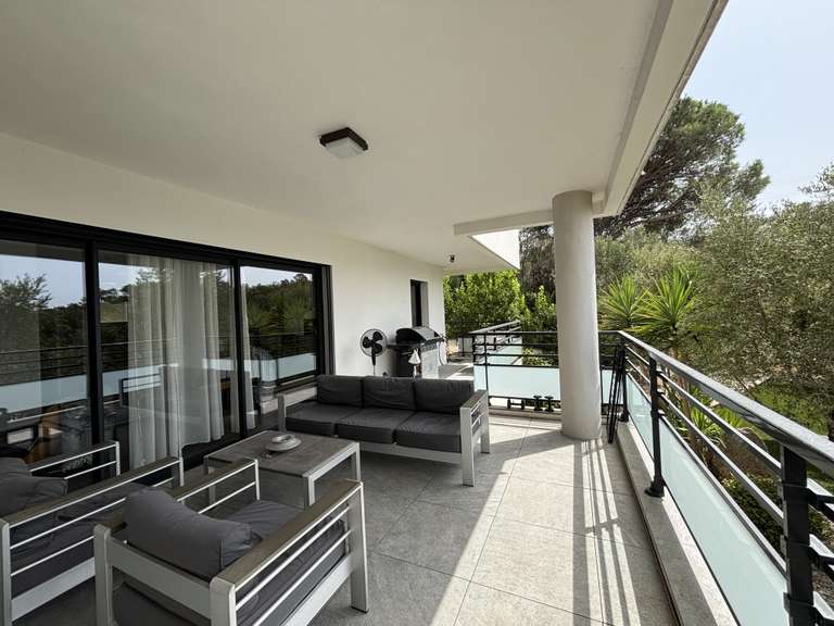 Appartement Porto-Vecchio - 5 chambres - 114m²