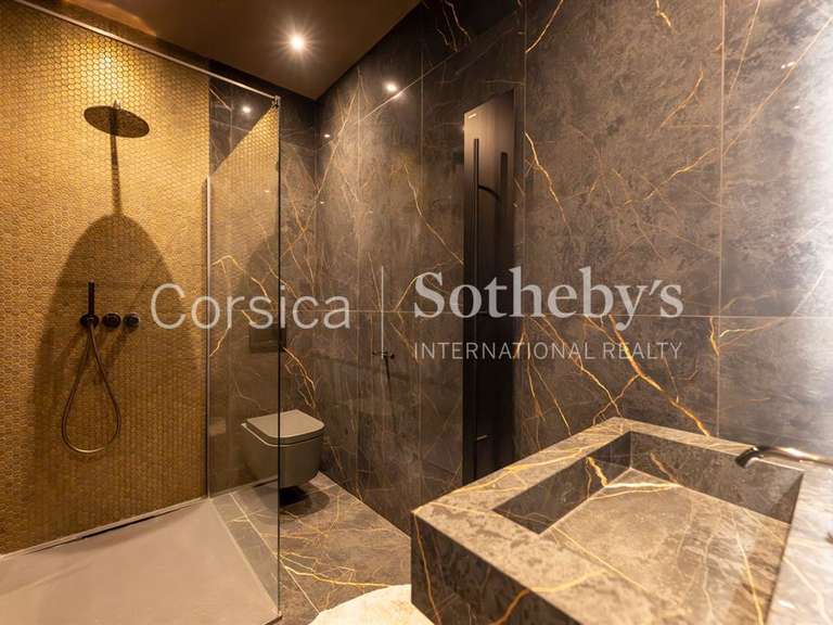 Appartement Porto-Vecchio - 3 chambres - 130m²