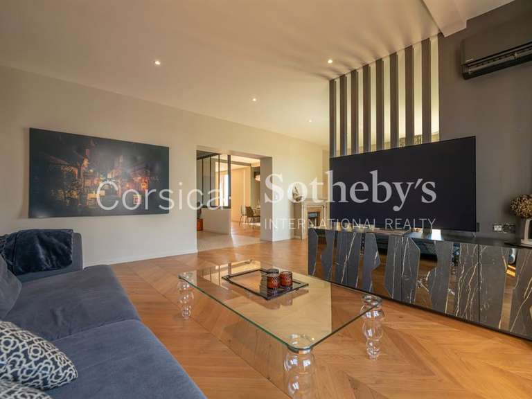 Appartement Porto-Vecchio - 3 chambres - 130m²