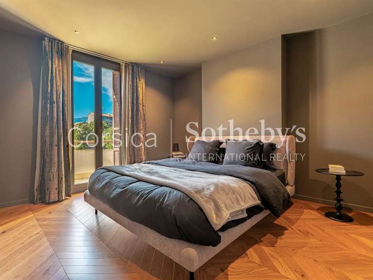 Appartement Porto-Vecchio - 3 chambres - 130m²
