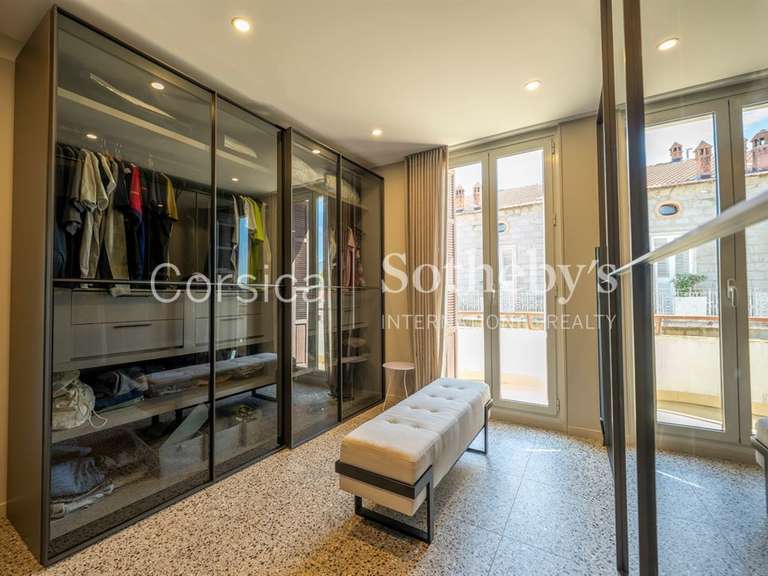 Appartement Porto-Vecchio - 3 chambres - 130m²