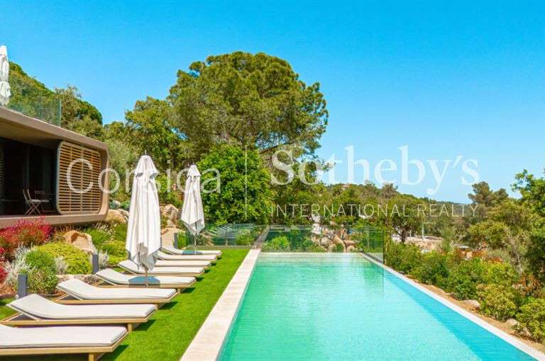 Maison Porto-Vecchio - 6 chambres - 440m²