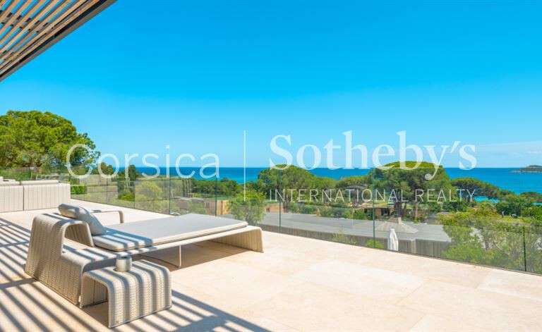 Maison Porto-Vecchio - 6 chambres - 440m²