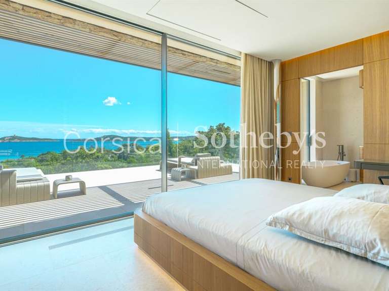 Maison Porto-Vecchio - 6 chambres - 440m²