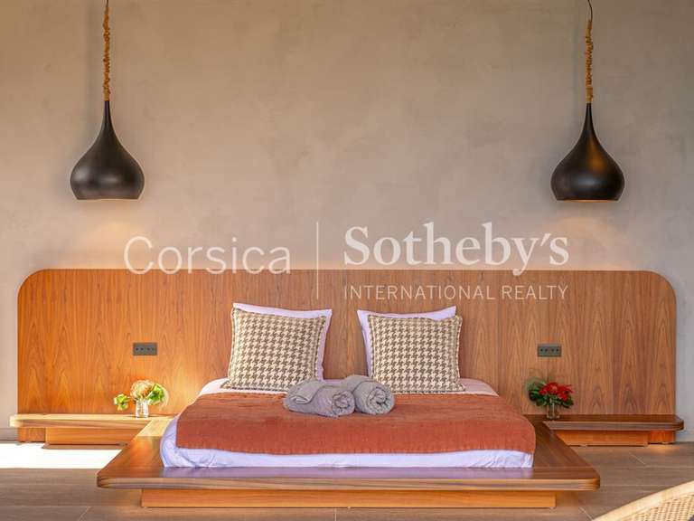 Maison Porto-Vecchio - 6 chambres - 470m²