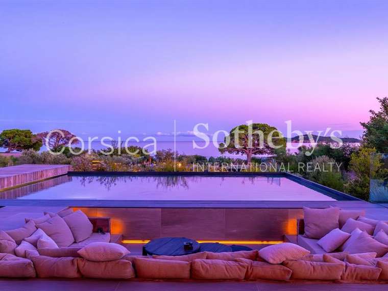 Maison Porto-Vecchio - 6 chambres - 470m²