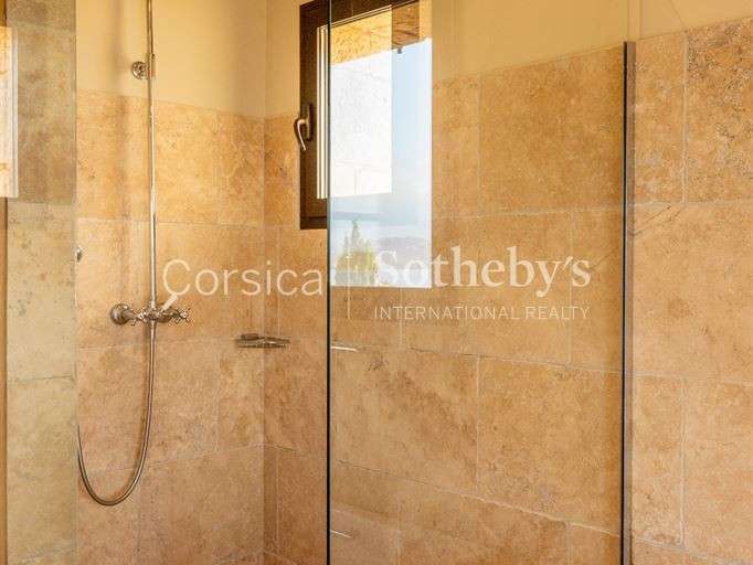 Maison Porto-Vecchio - 5 chambres - 350m²