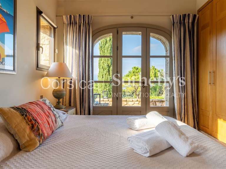 Maison Porto-Vecchio - 5 chambres - 350m²