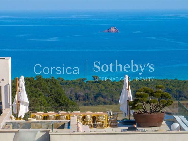 Maison Porto-Vecchio - 8 chambres - 900m²