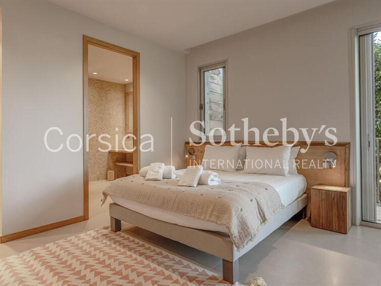 Maison Porto-Vecchio - 5 chambres - 490m²