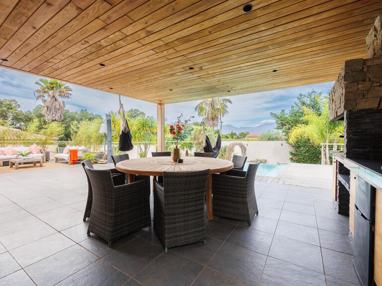 Maison Porto-Vecchio - 4 chambres - 2m²