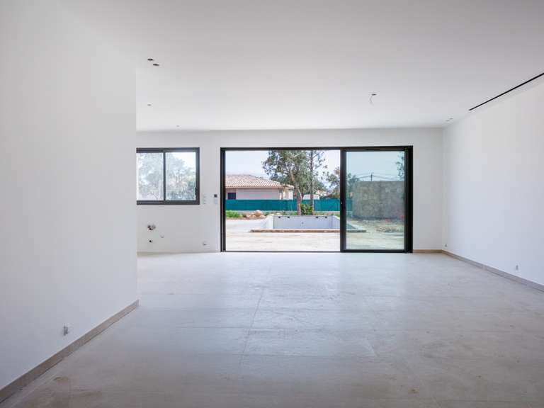 Maison Porto-Vecchio - 5 chambres - 2m²