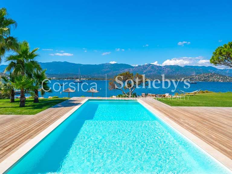 Maison Porto-Vecchio - 6 chambres - 350m²