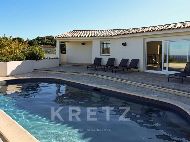 Maison Porto-Vecchio - 5 chambres - 168m²