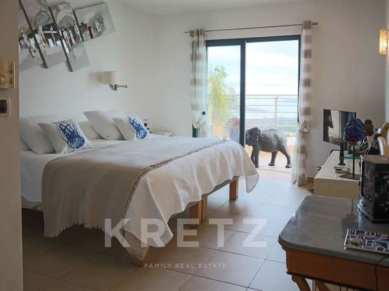 Maison Porto-Vecchio - 6 chambres - 305m²
