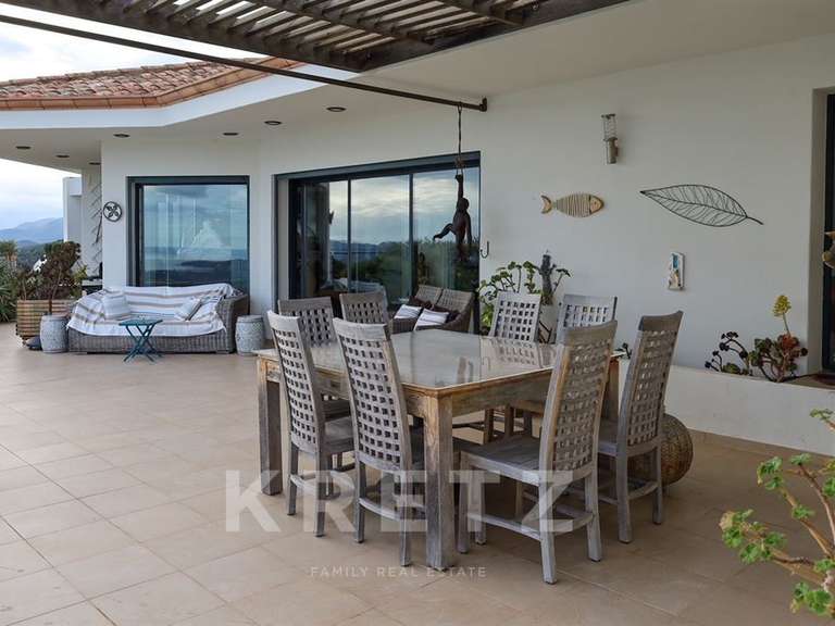 Maison Porto-Vecchio - 6 chambres - 305m²