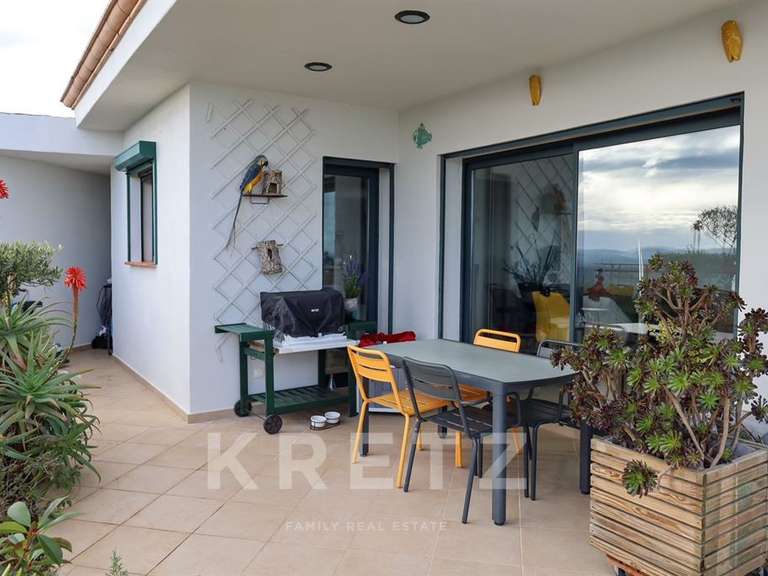 Maison Porto-Vecchio - 6 chambres - 305m²