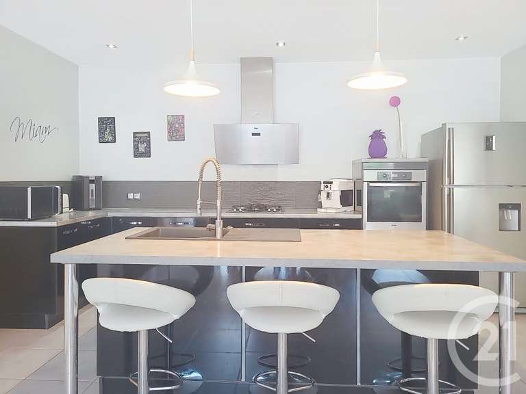 Maison Porto-Vecchio - 5 chambres - 310m²