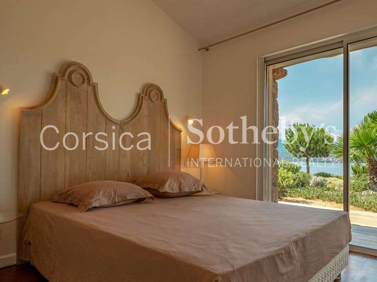 Maison Porto-Vecchio - 5 chambres - 250m²