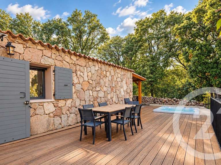 Maison Porto-Vecchio - 3 chambres - 200m²