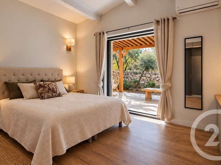 Maison Porto-Vecchio - 3 chambres - 200m²