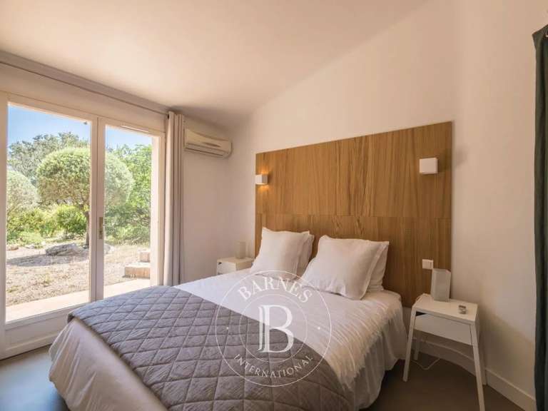 Maison Porto-Vecchio - 4 chambres - 150m²