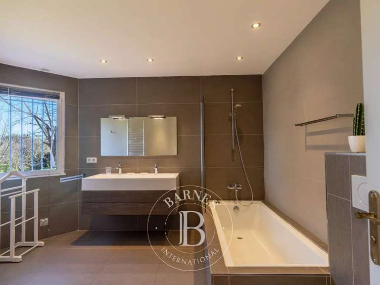 Maison Porto-Vecchio - 4 chambres - 150m²