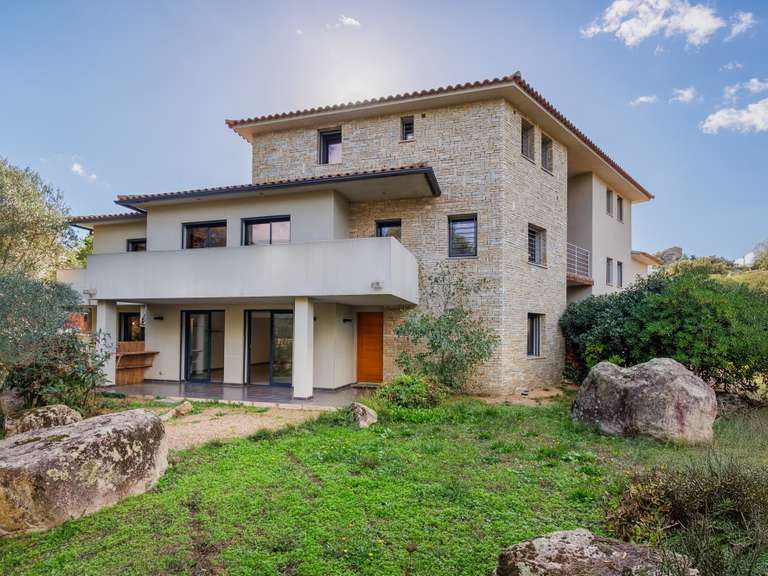 Maison Porto-Vecchio - 8 chambres - 319m²