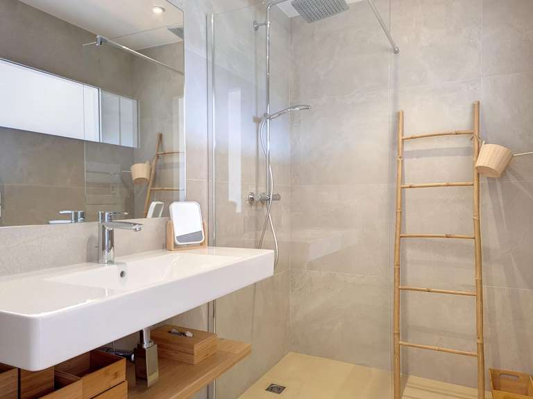 House Porto-Vecchio - 4 bedrooms - 200m²