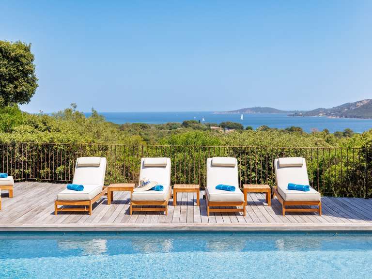 Maison Porto-Vecchio - 4 chambres - 222m²