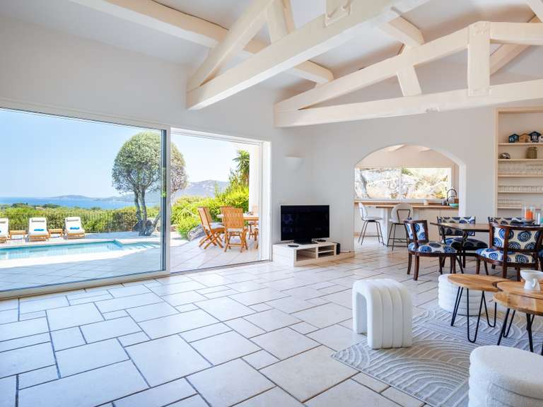 Maison Porto-Vecchio - 4 chambres - 222m²