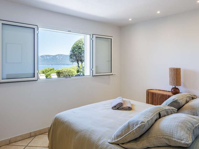 Maison Porto-Vecchio - 4 chambres - 222m²