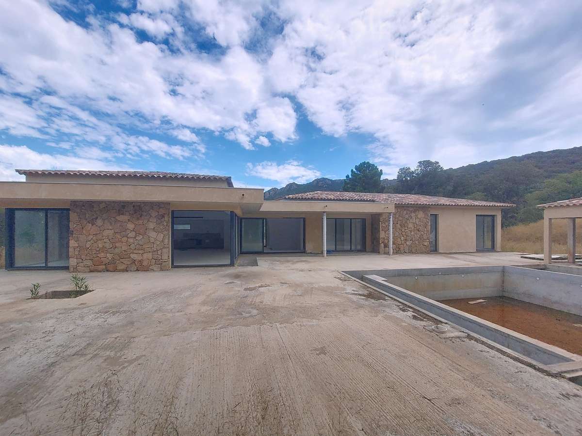 Maison Porto-Vecchio