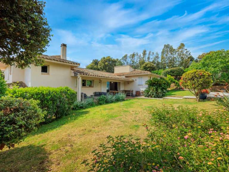 Maison Porto-Vecchio - 4 chambres - 215m²