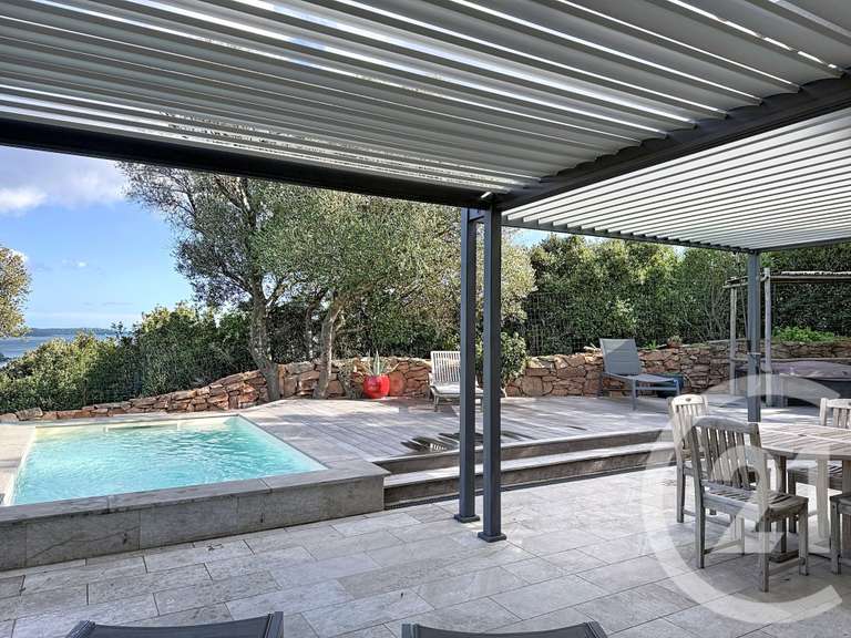 Maison Porto-Vecchio - 4 chambres - 182m²