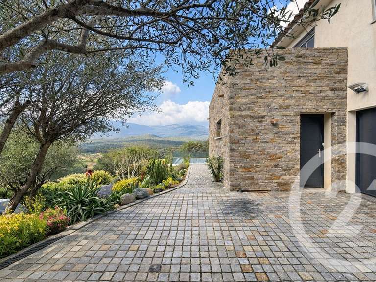 Maison Porto-Vecchio - 4 chambres - 182m²