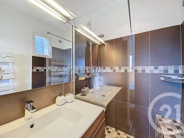 Maison Porto-Vecchio - 4 chambres - 182m²