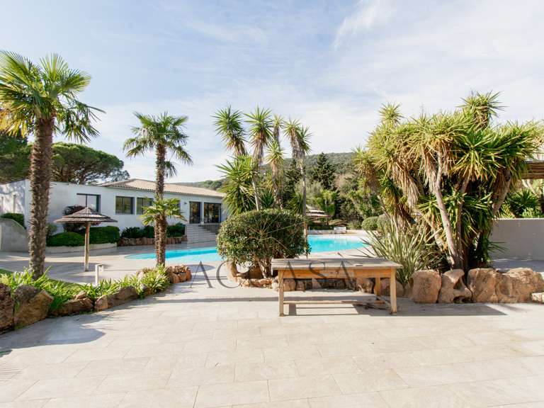 Maison avec Vue sur mer Porto-Vecchio - 35 chambres - 1171m²