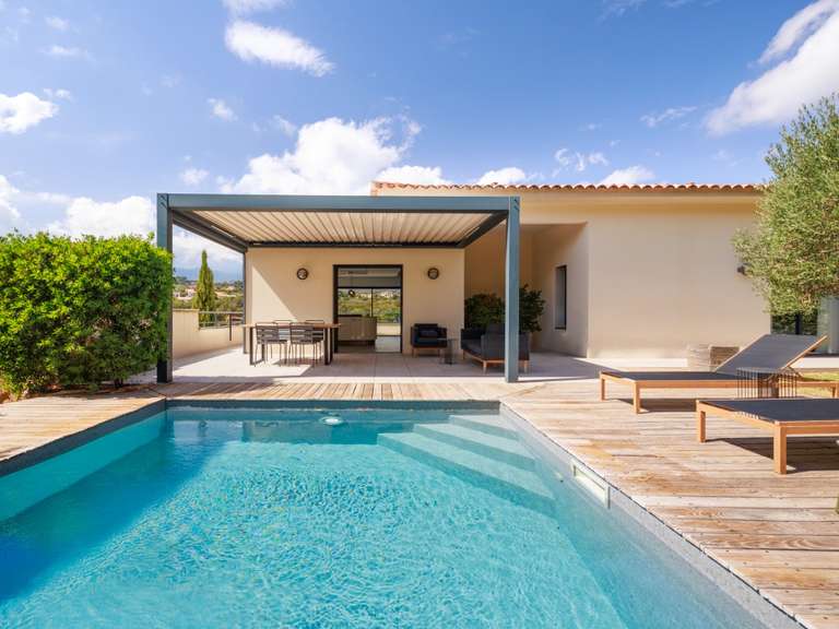 Maison Porto-Vecchio - 3 chambres - 189m²