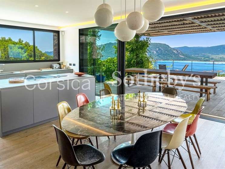 Maison Porto-Vecchio - 6 chambres - 470m²