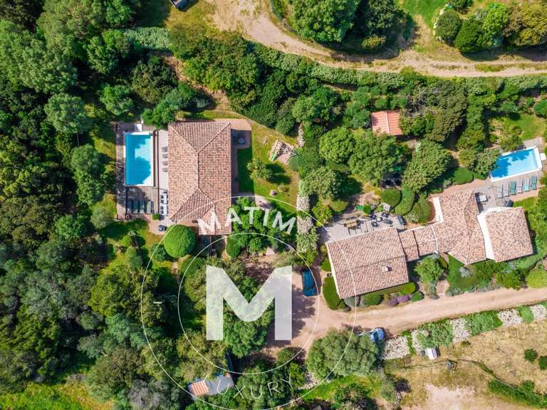 Maison Porto-Vecchio - 10 chambres - 232m²