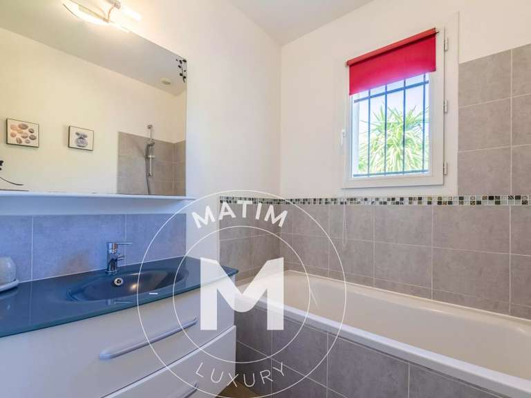 Maison Porto-Vecchio - 10 chambres - 232m²