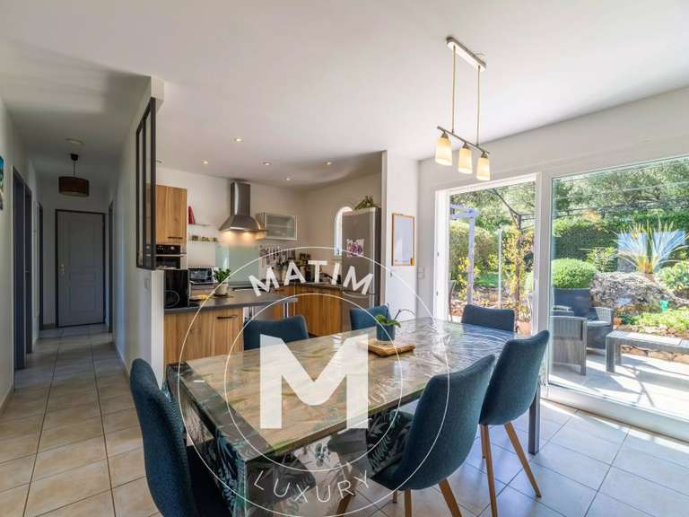 Maison Porto-Vecchio - 10 chambres - 232m²