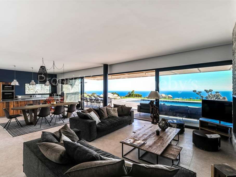 House Porto-Vecchio
