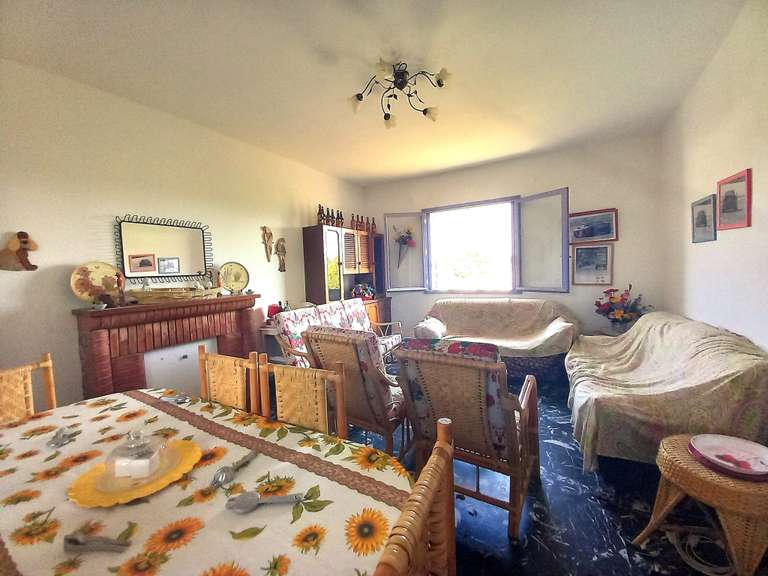 Maison Porto-Vecchio - 5 chambres - 180m²