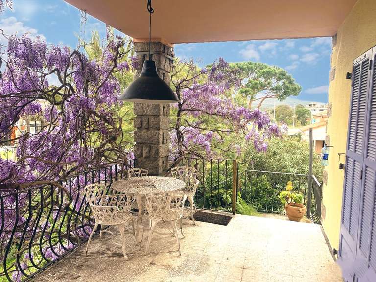 Maison Porto-Vecchio - 5 chambres - 180m²