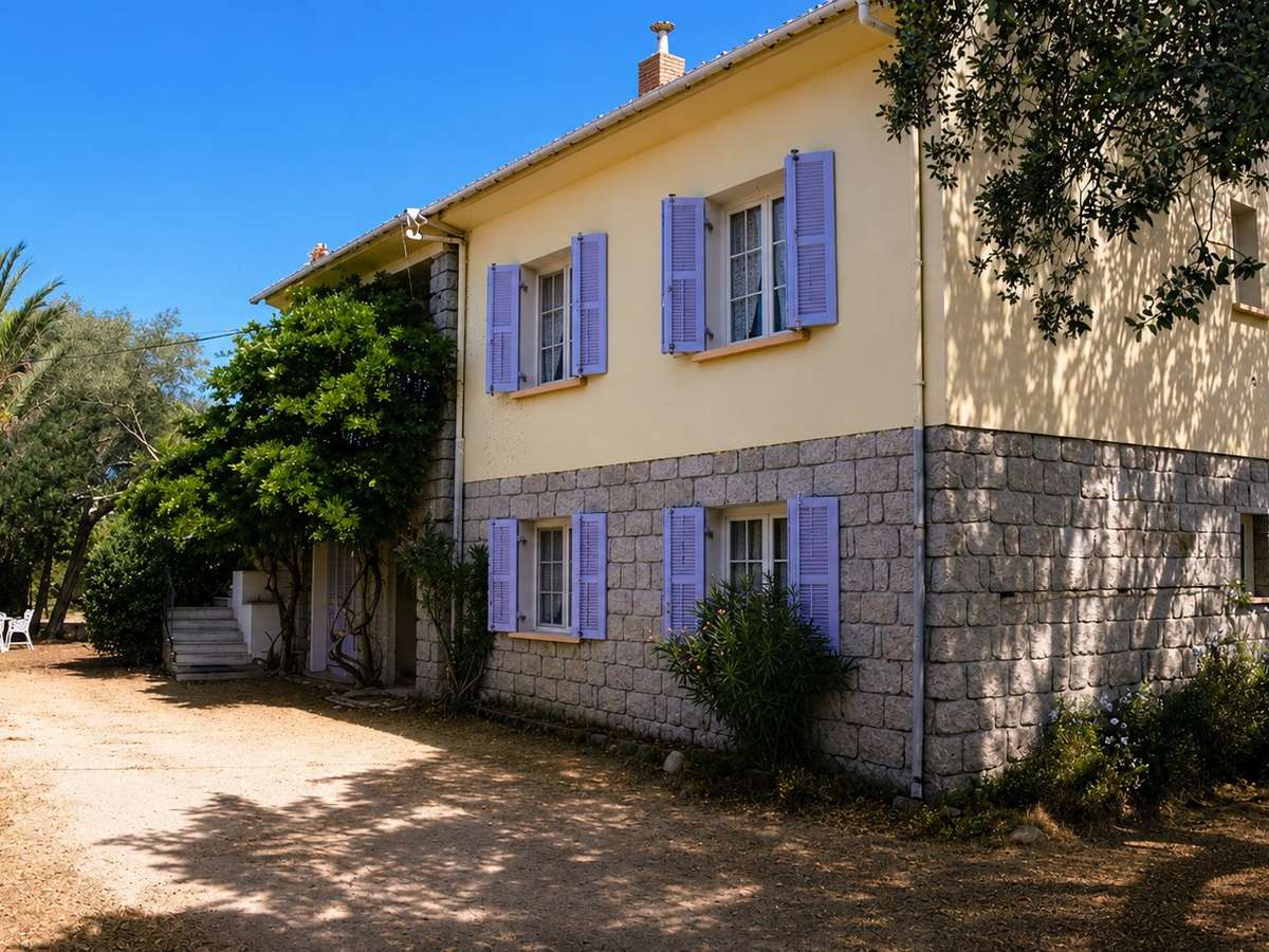 House Porto-Vecchio